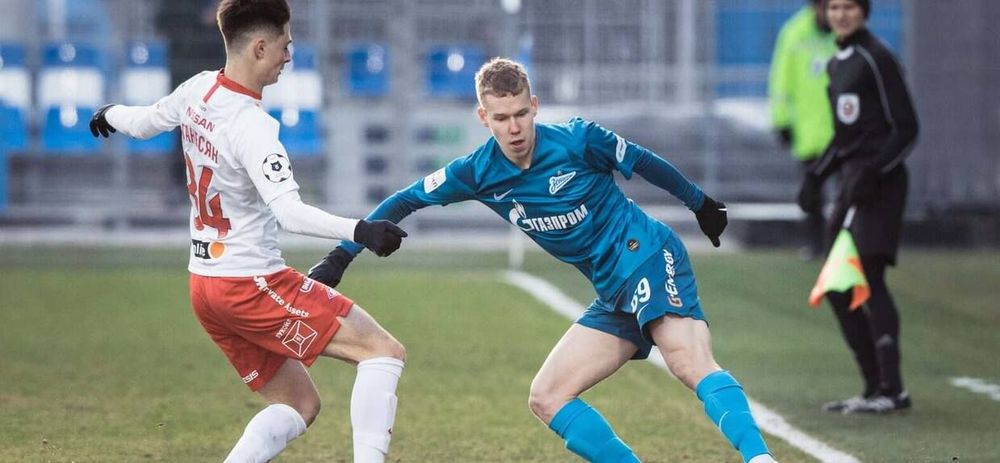 «Зенит» не стал выкупать 18-летнего защитника «Минска» после аренды