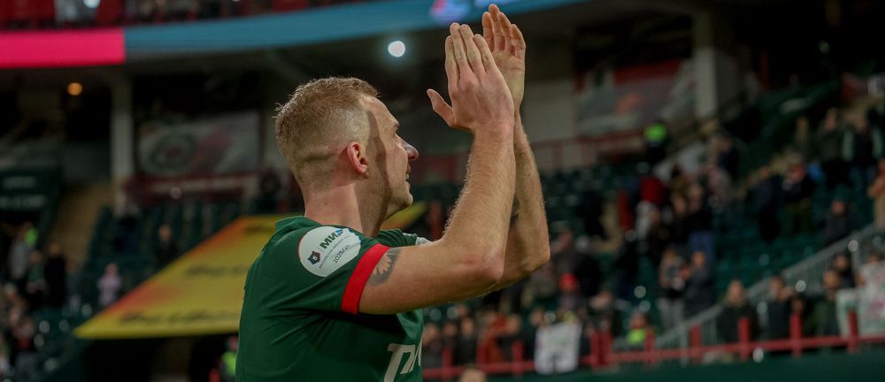 Сенников объяснил, в каком случае "Локомотиву" стоит продать Баринова