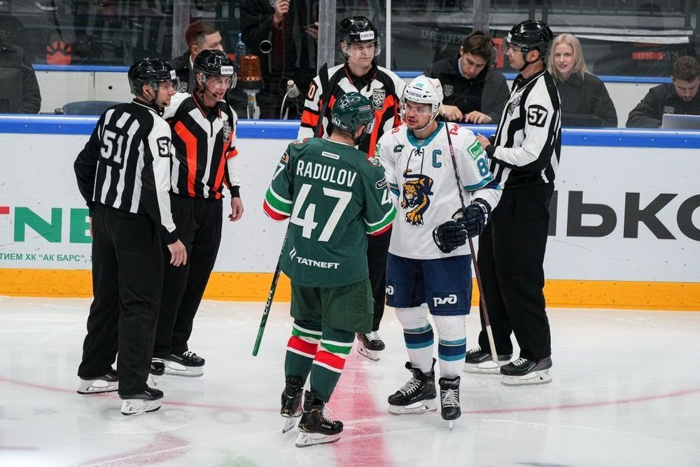 Главный тренер «Ак Барса» Билялетдинов о поражении в матче против «Сочи»: Мы не должны были таким образом играть Главный тренер «Ак Барса» Билялетдинов о поражении в матче против «Сочи»: Мы не должны были таким образом играть