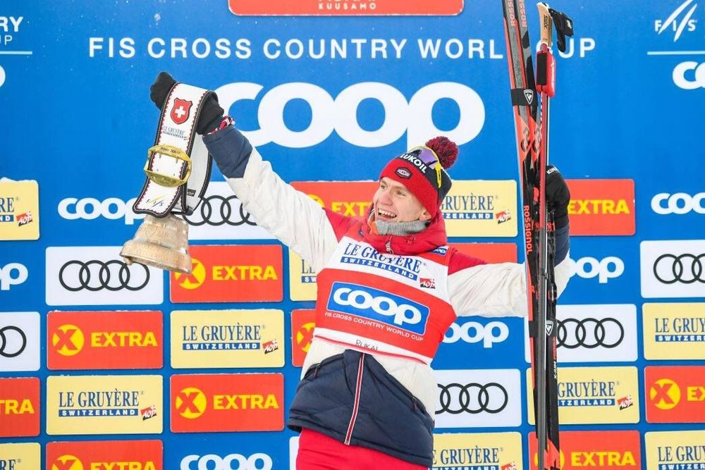 Большунов ответил Устюгову: Сначала мешки сделали его чемпионом, а теперь обыграли Большунов ответил Устюгову: Сначала мешки сделали его чемпионом, а теперь обыграли