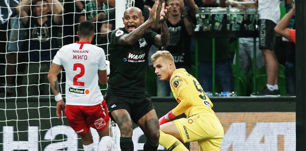 «Оренбург» преследует лидеров. И Карпин туда же