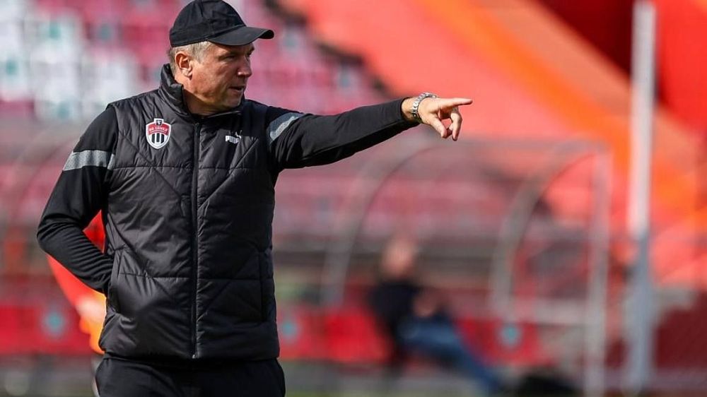 Талалаев назвал футболистов «Химок» детьми Талалаев назвал футболистов «Химок» детьми