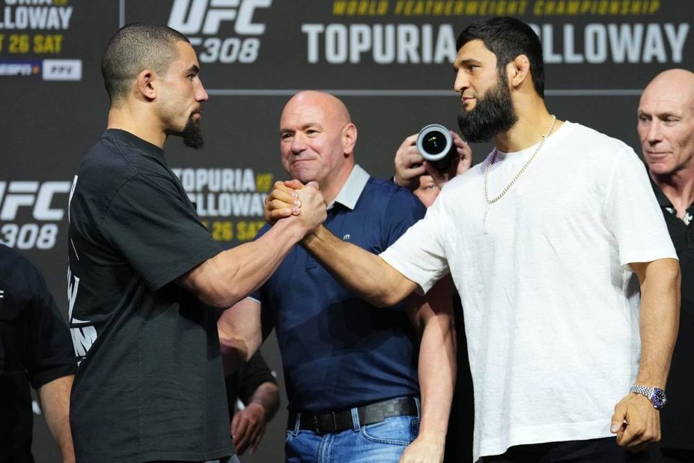 Поединок между дю Плесси и Чимаевым на UFC 317 может не состояться
