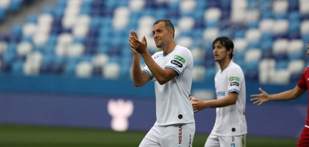 Дзюба объяснил видео из раздевалки с Азмуном «налаживанием международных связей»