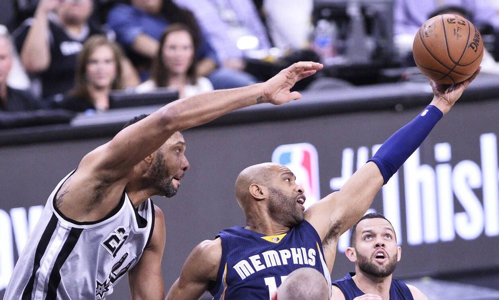 42-летний Винс Картер хочет провести еще один сезон в НБА