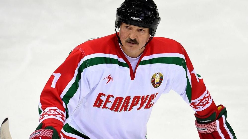 Латвия обратилась в ИИХФ с предложением отобрать у Беларуси чемпионат мира Латвия обратилась в ИИХФ с предложением отобрать у Беларуси чемпионат мира