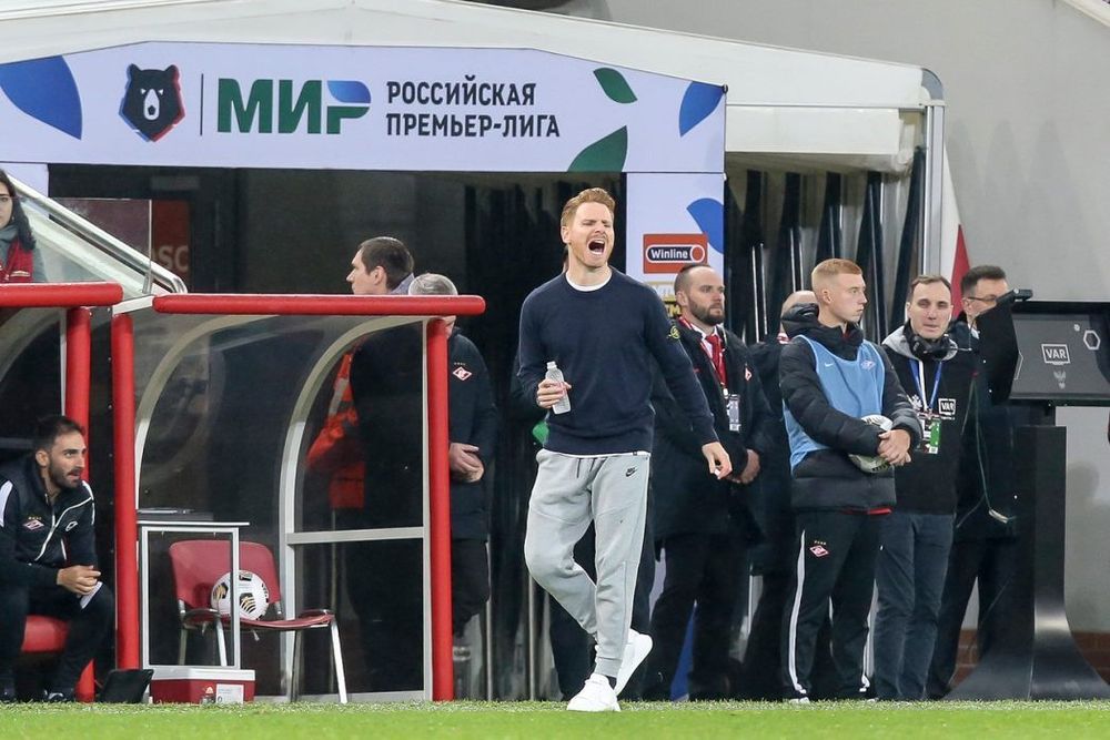 Кечинов раскритиковал Абаскаля за выбор состава в матче с «Локомотивом» Кечинов раскритиковал Абаскаля за выбор состава в матче с «Локомотивом»