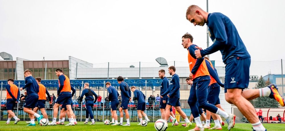 Баринов и Сильянов не сыграют в товарищеских матчах против Чили и Перу