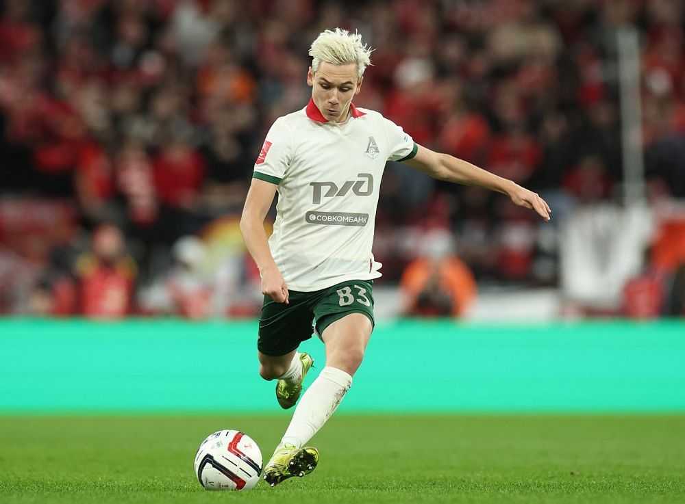 Агент Батракова рассказал, из каких стран поступают предложения по полузащитнику