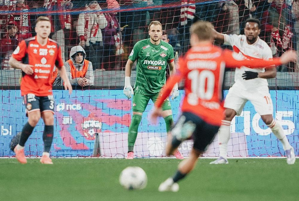 Экс-арбитр Семенов заявил, что к судье дерби «Спартак» —  ЦСКА Карасеву нет вопросов по первому тайму