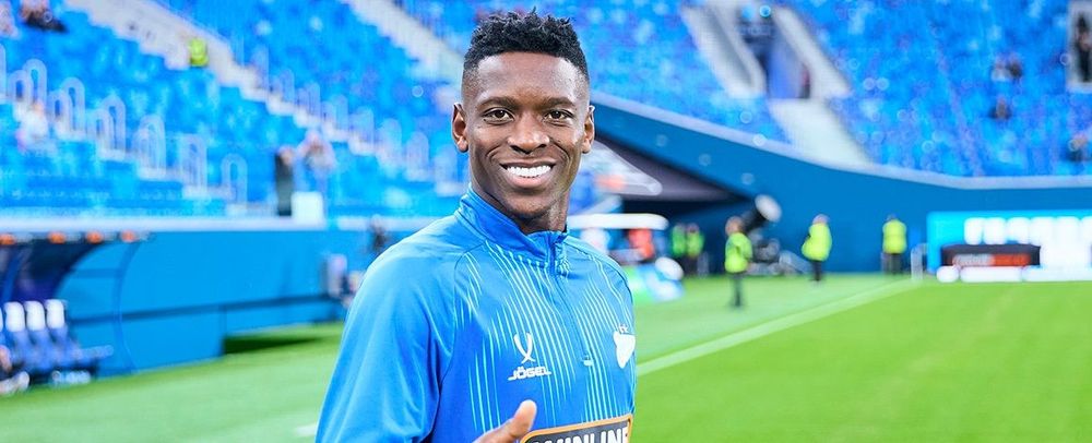 Вингер «Зенита» назвал приятным сюрпризом попадание в список номинантов в команду года ФИФА