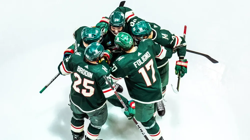 Капризов поучаствовал в разгроме «Питтсбурга», оформив гол и ассист в матче НХЛ