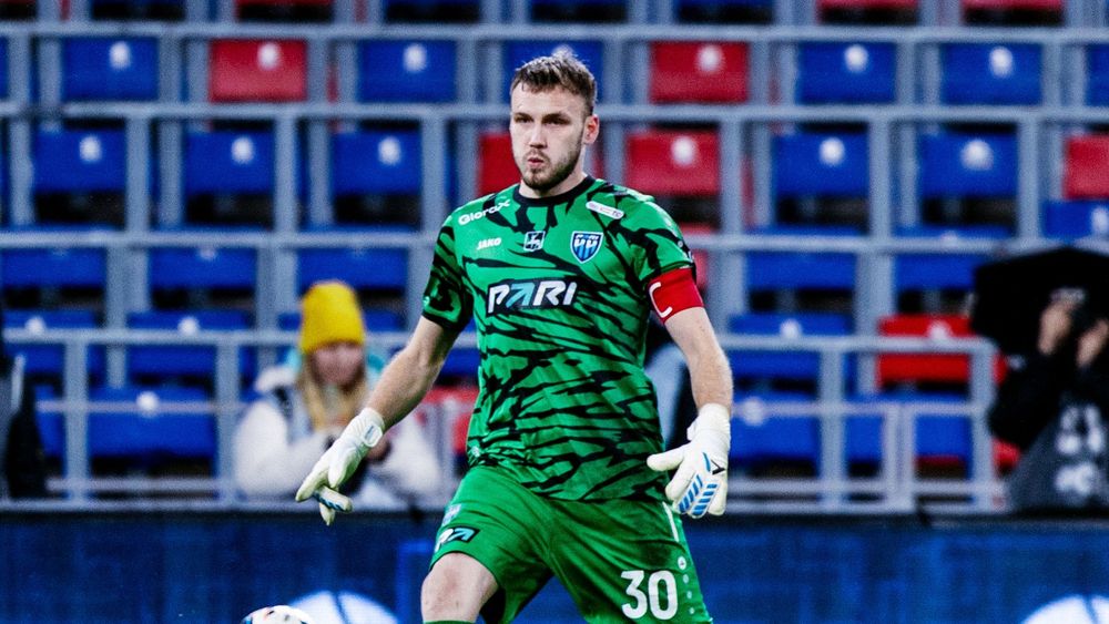 Вратарь Медведев извинился перед болельщиками за результаты «Пари НН»