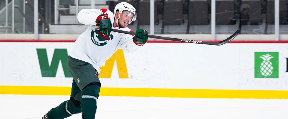 Форвард «Миннесоты» Тарасенко может не сыграть в матче НХЛ против «Каролины»