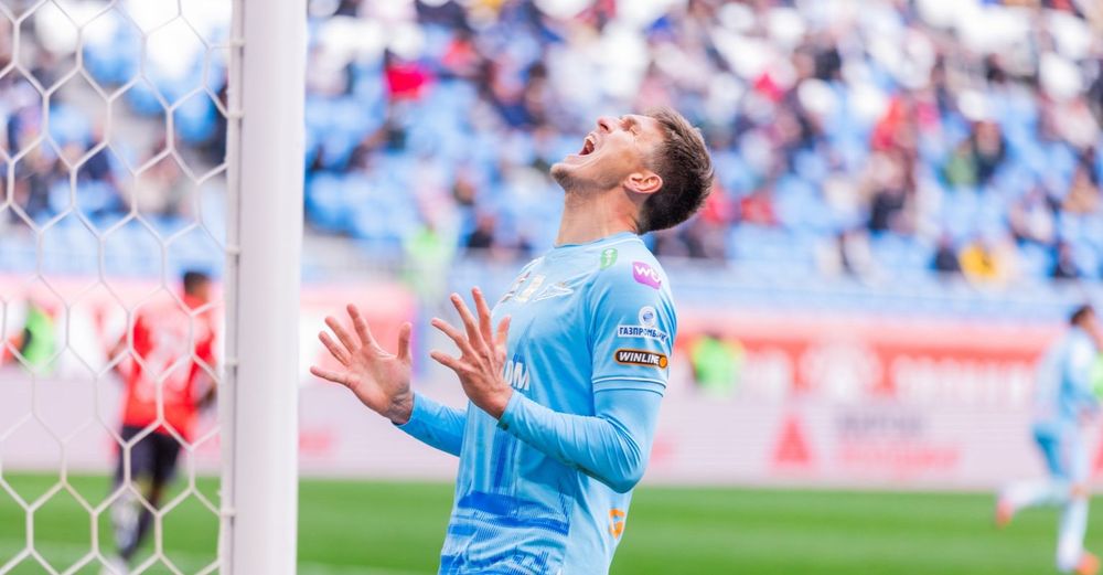 Орлов: Зачем «Зенит» ставит Соболева, который бесполезен? 