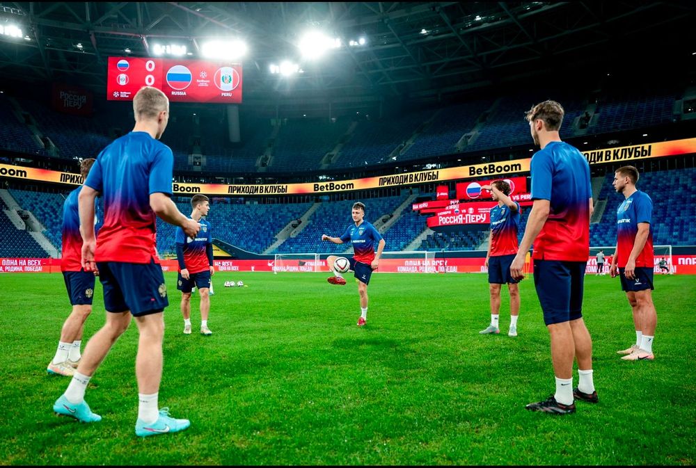 Лукин - о ничьей с Перу: Обидно упускать такие матчи