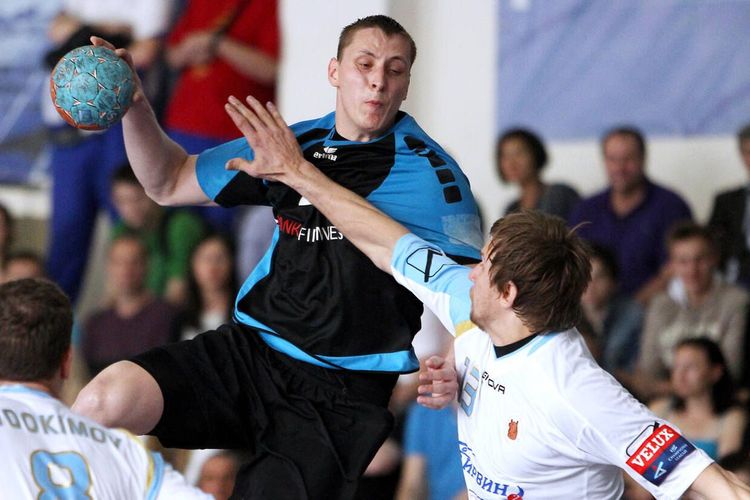 Немного денег на медвежью охоту