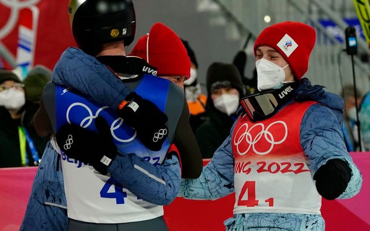 Прыгун с трамплина Васильев отреагировал на серебро сборной России на Олимпиаде в Пекине