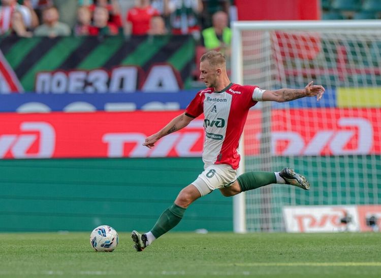 Гуренко рассказал о незаменимости Баринова в «Локомотиве»