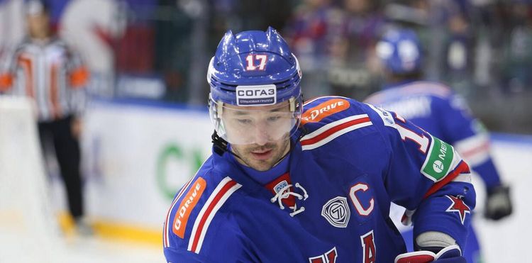 Экс-главный тренер СКА Вячеслав Быков:  Ковальчук такого отношения не заслуживает