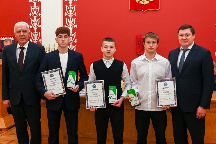 Последние награды года. Итоги января в ЮФЛ Северо-Запад