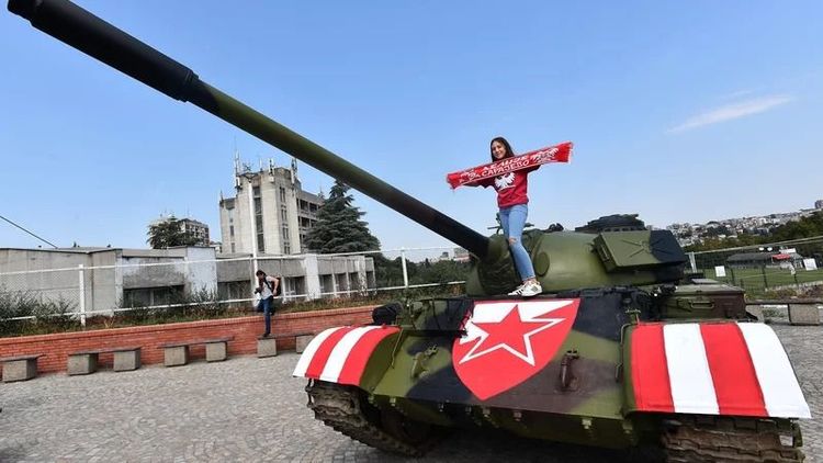 Русские танки в Белграде и наследник Гвардьолы в Норвегии