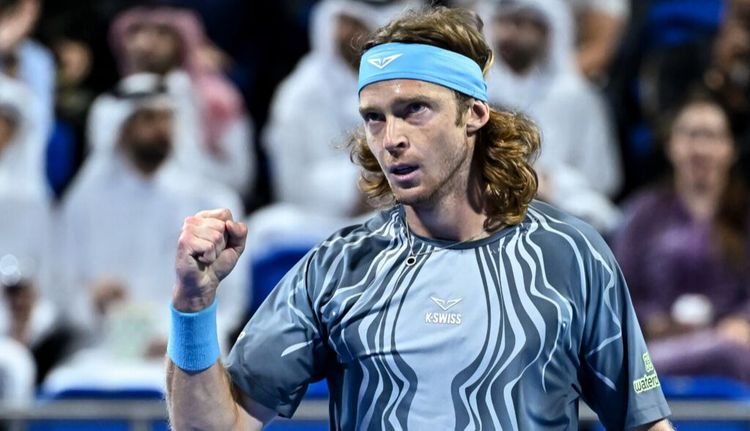 Медведев сохранил 10‑е место в рейтинге ATP, Рублев вернулся в Топ‑15