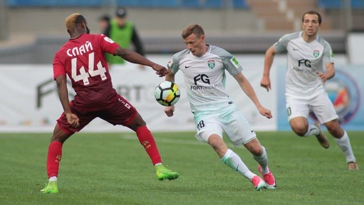 «Клуб не будет принимать участия в переговорах». Губернатор Ленобласти хочет отдать «Петровский» «Тосно»