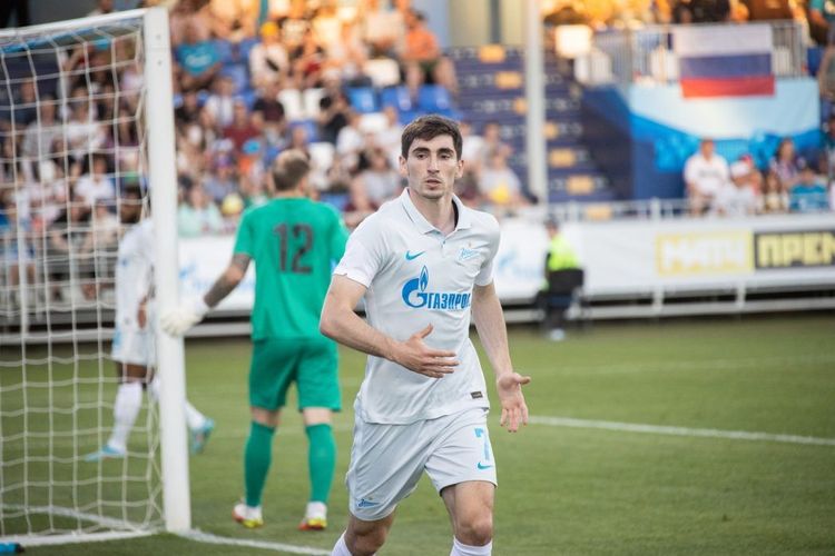 Гол Бакаева и судейский скандал. 5 интриг матча «Зенит» – «Спартак»