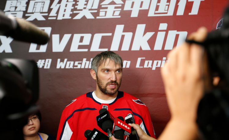 Российский байдарочник назвал Овечкина лучшим спортсменом 2025 года