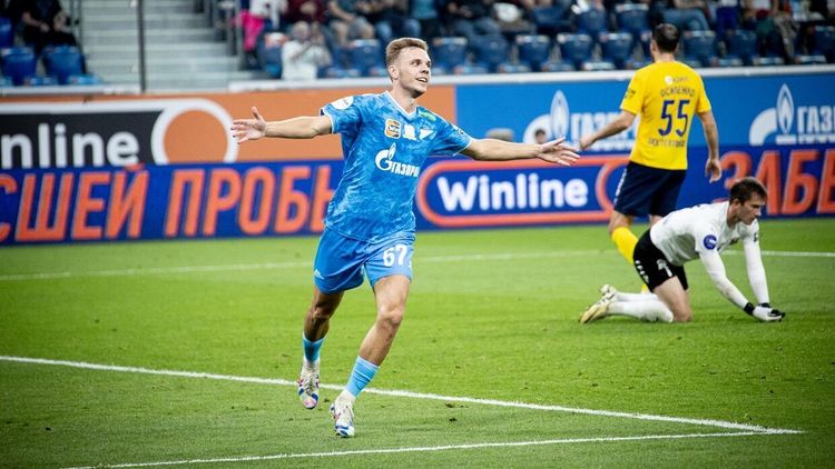 Кто остановит Безумного Макса? Хет-трик Глушенкова уничтожил «Ростов» Карпина