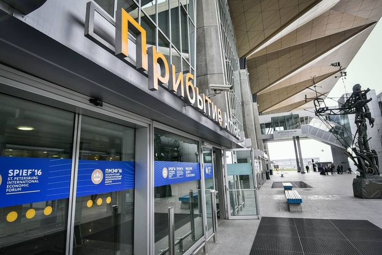 Воздушные ворота открыты нараспашку