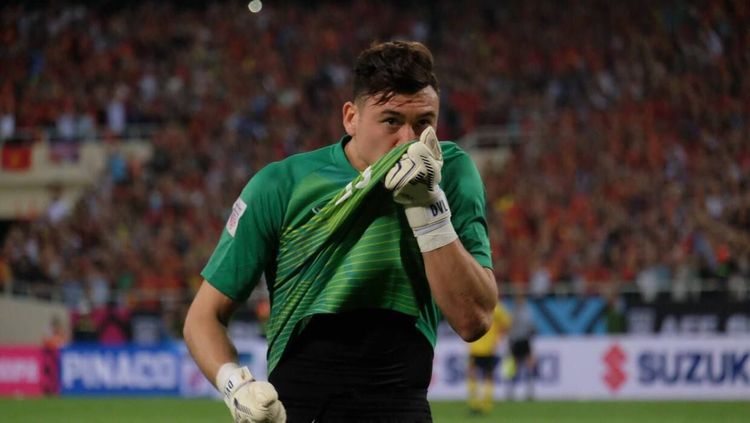 У сборной Вьетнама русский вратарь. Только что он повторил «спасение Акинфеева»