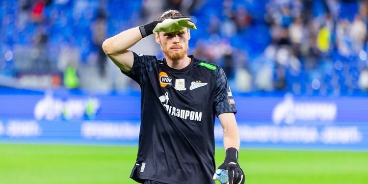 Вратарь «Зенита» Адамов назвал факторы потенциального успеха в игре с «Локомотивом»