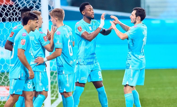 Семак: Команды, которые больше атакуют, чаще бьют пенальти 