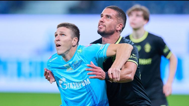 Соболева пригласили принять участие в тренировке по прыжкам в воду 