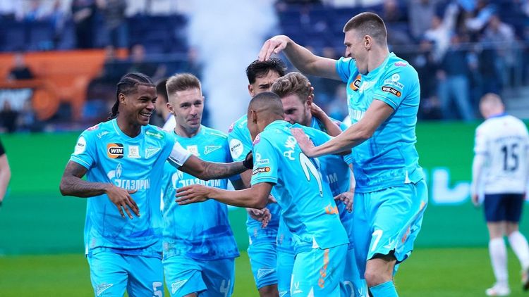 «Зенит» второй раз в истории выиграл десять домашних матчей подряд в РПЛ