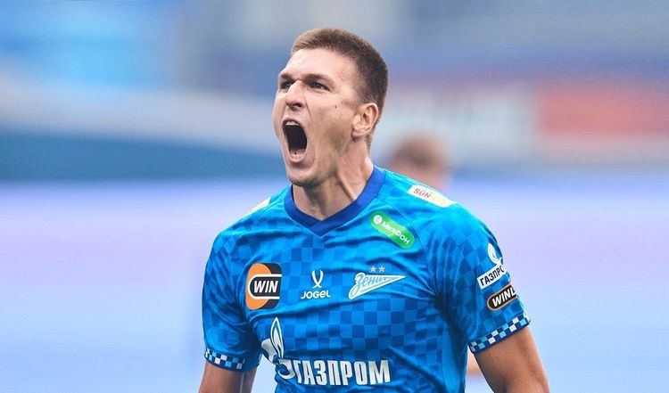 Шикунов считает, что Соболев наиграл на новый контракт с «Зенитом»
