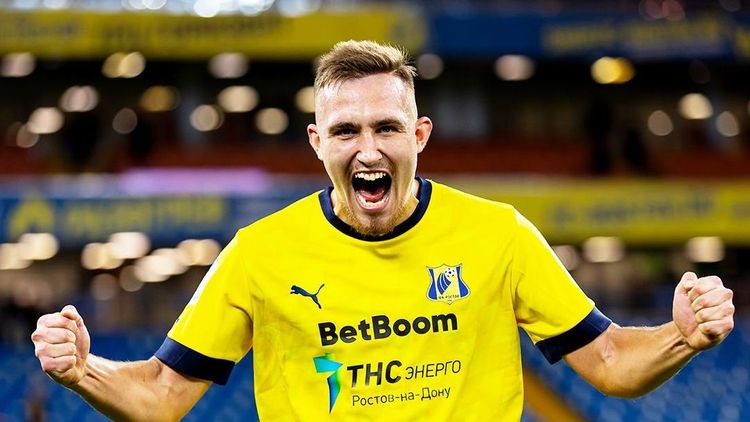 Агент Голенкова рассказал, что нападающий готов рассмотреть переход в «Зенит»