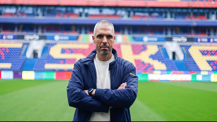 Экс-тренер ЦСКА Газзаев: У Челестини непочатый край работы