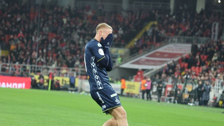 Арбитр ФИФА поддержал решение Танашева отменить гол Тюкавина в матче со «Спартаком»