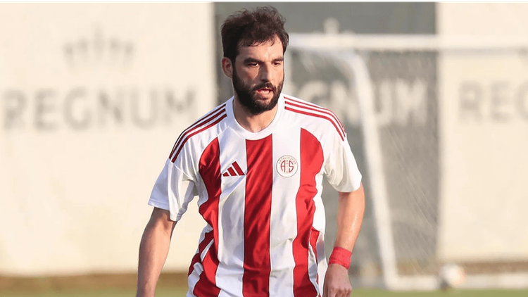 Агент Джикии опроверг информацию о возможном переходе защитника в «Ахмат»