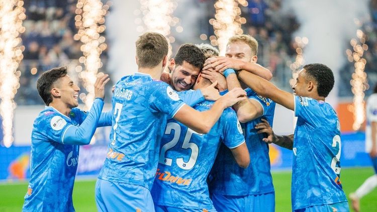 Легионеры показали Соболеву «мастер-класс». «Зенит» обыграл махачкалинское «Динамо»