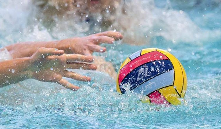 Российские ватерполисты вышли в четвертьфинал Кубка мира, обыграв сборную Бразилии