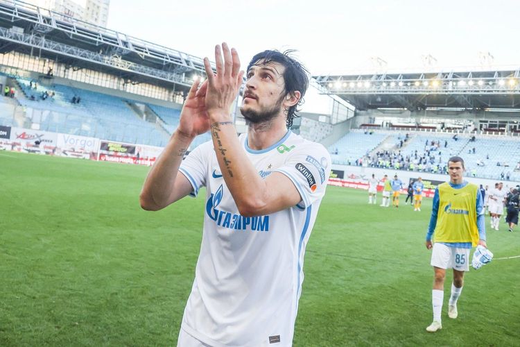 Три игрока «Ромы», сын Симеоне и большой талант из сборной Бразилии. Кто заменит Азмуна в «Зените»?