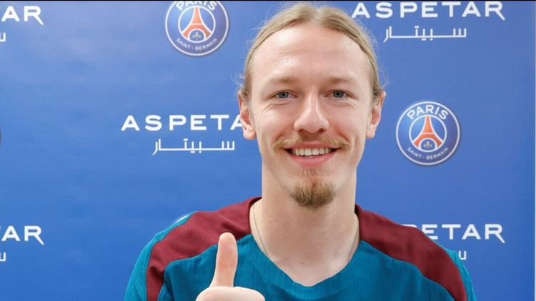 «Русский медведь». Публика тепло приняла фильм Лиги 1 о Сафонове