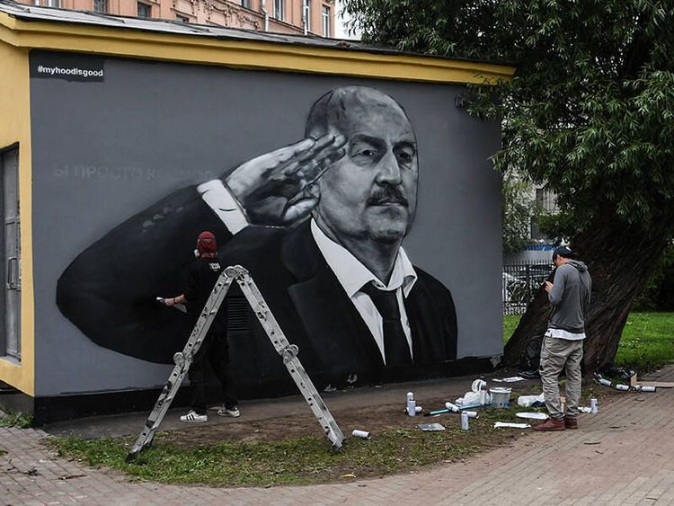 Где играть в футбол на Петроградке