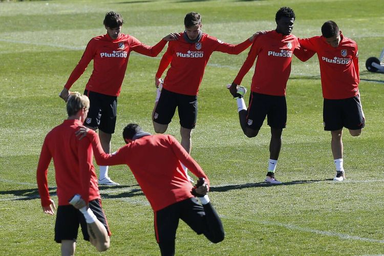 «Бавария» в ведьмином котле, «Барселона» — на дне?