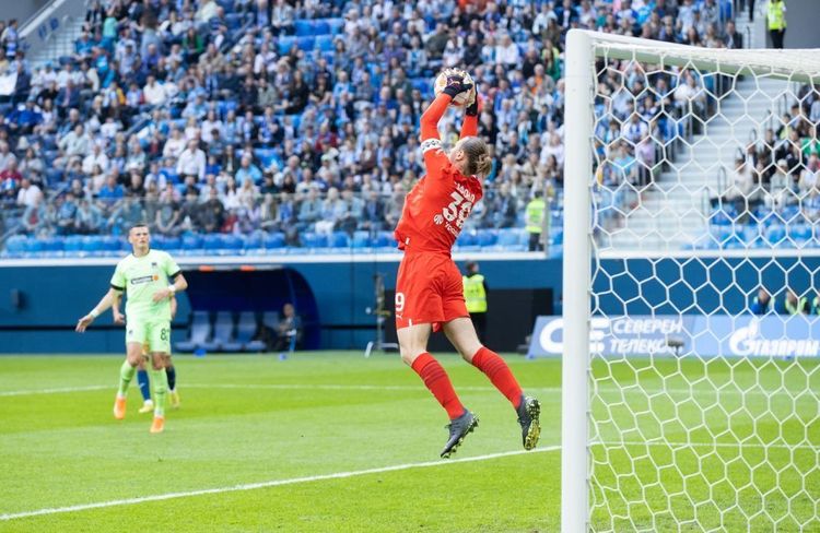 «Это свинство и неуважение к команде». Звезда сборной России «уничтожил» партнера