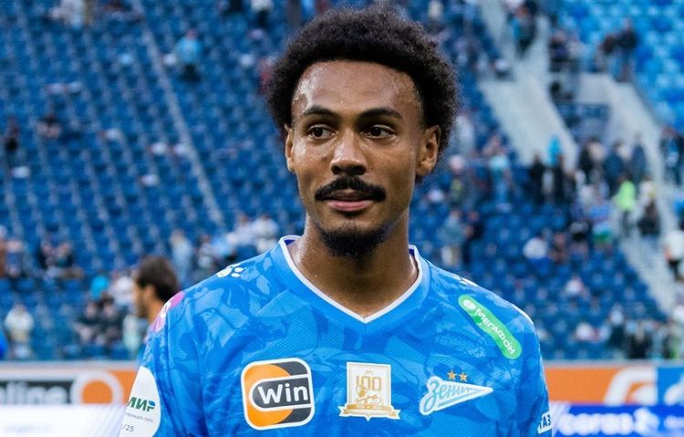 Изидор продолжит карьеру в «Сандерленде»
